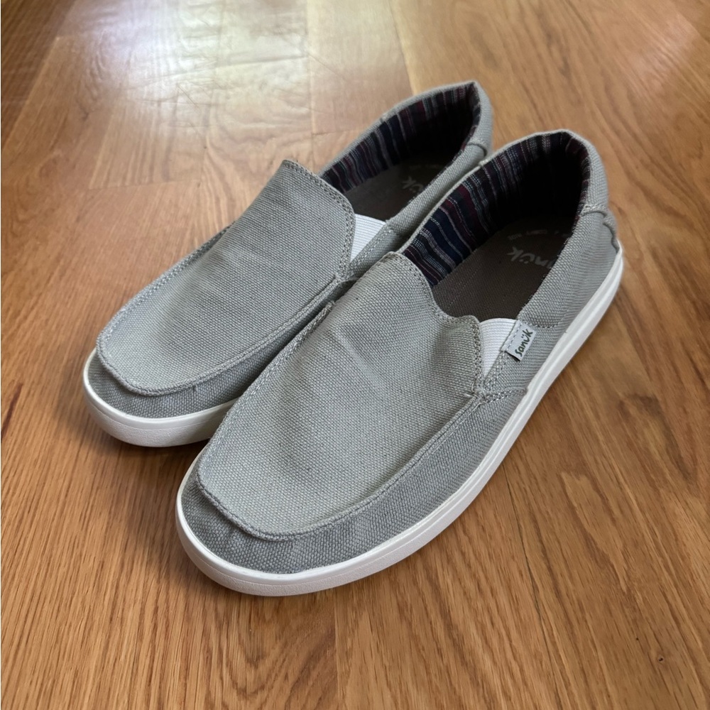 Sanük Shoe